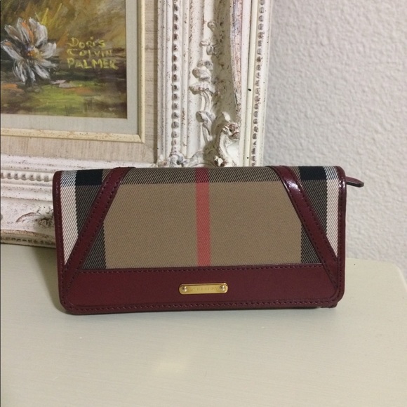 Authentic Burberry Bridle House wallet - Picture 1 of 8